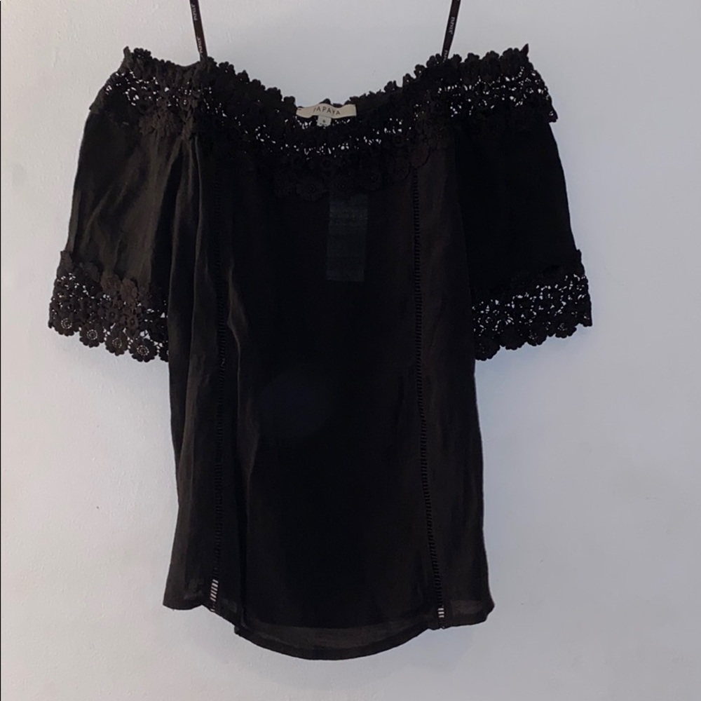 A cute blouse from Papaya